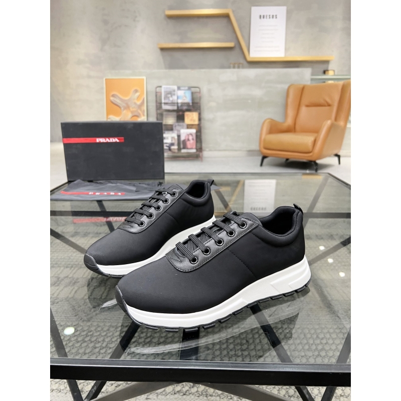 Pra*a sneakers